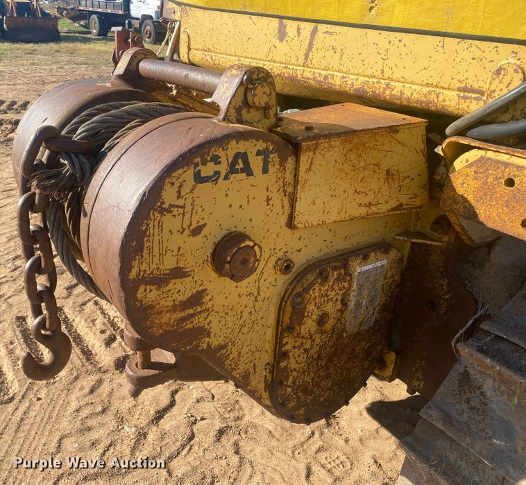 image for item DL6029 1984 Caterpillar D6D  dozer