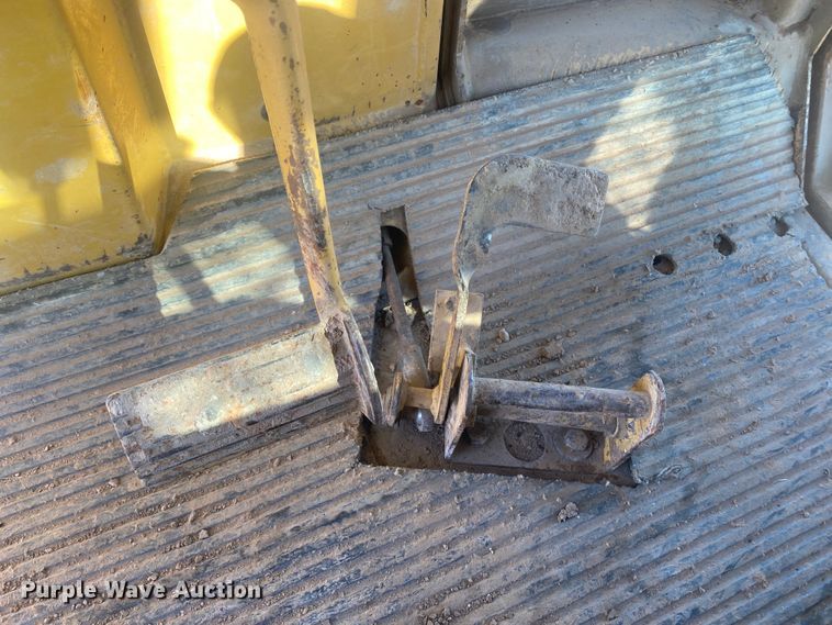 image for item DL6029 1984 Caterpillar D6D  dozer