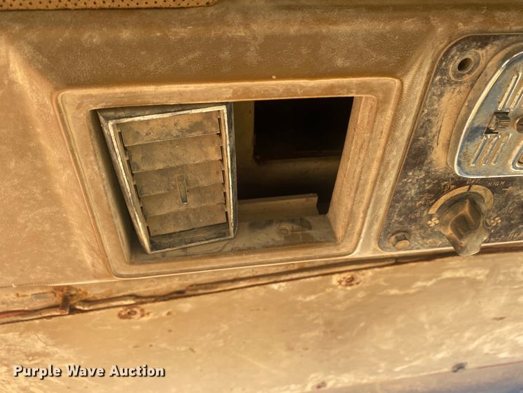 image for item DL6029 1984 Caterpillar D6D  dozer