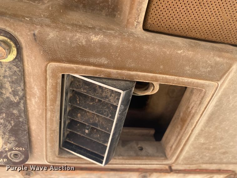 image for item DL6029 1984 Caterpillar D6D  dozer