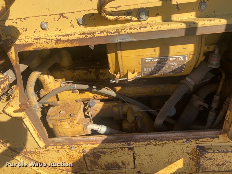 image for item DL6029 1984 Caterpillar D6D  dozer