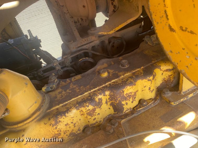 image for item DL6029 1984 Caterpillar D6D  dozer