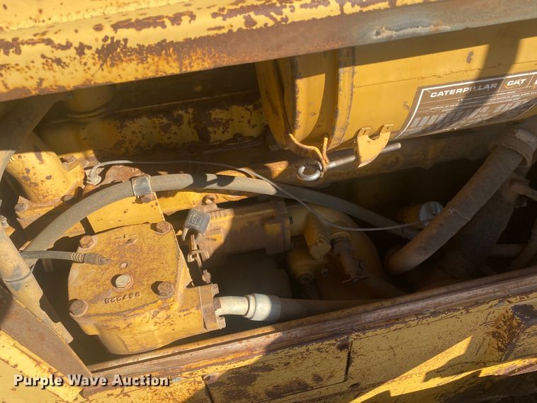 image for item DL6029 1984 Caterpillar D6D  dozer
