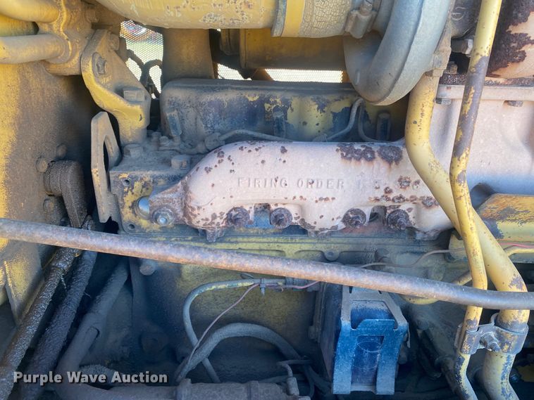 image for item DL6029 1984 Caterpillar D6D  dozer