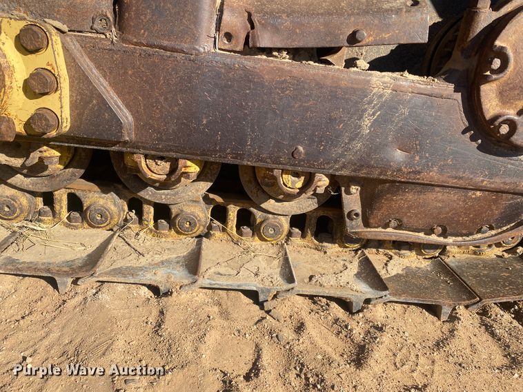 image for item DL6029 1984 Caterpillar D6D  dozer