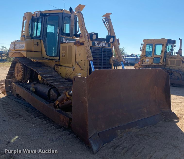 image for item DL6030 2000 Caterpillar D6R XL  dozer
