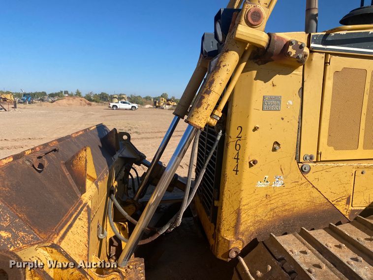 image for item DL6030 2000 Caterpillar D6R XL  dozer