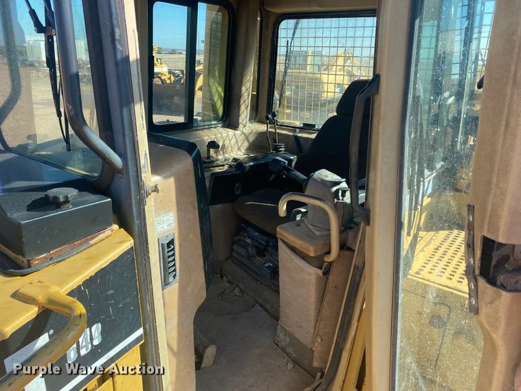 image for item DL6030 2000 Caterpillar D6R XL  dozer