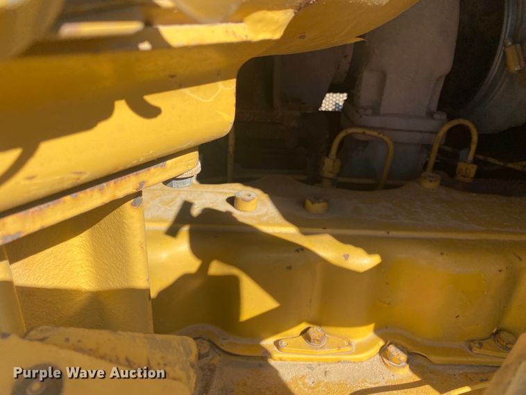 image for item DL6030 2000 Caterpillar D6R XL  dozer