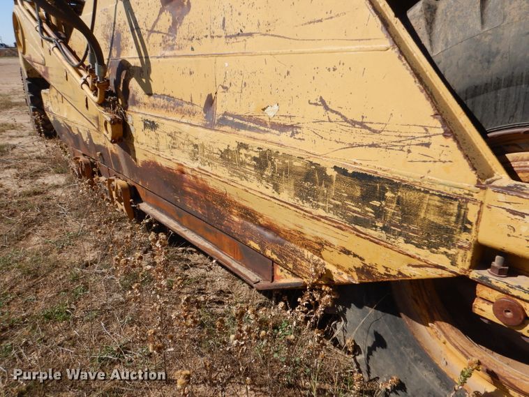 image for item DL6034 1985 Caterpillar 623B  elevating scraper