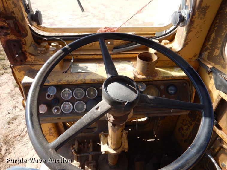 image for item DL6034 1985 Caterpillar 623B  elevating scraper