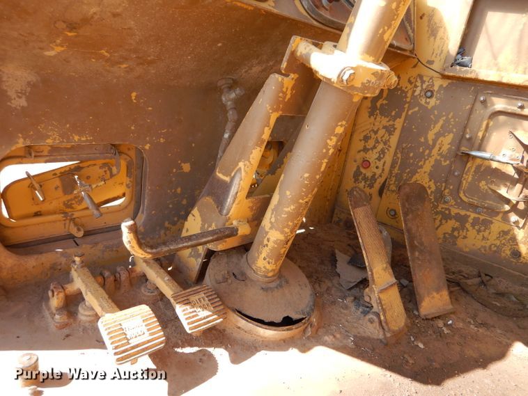 image for item DL6034 1985 Caterpillar 623B  elevating scraper