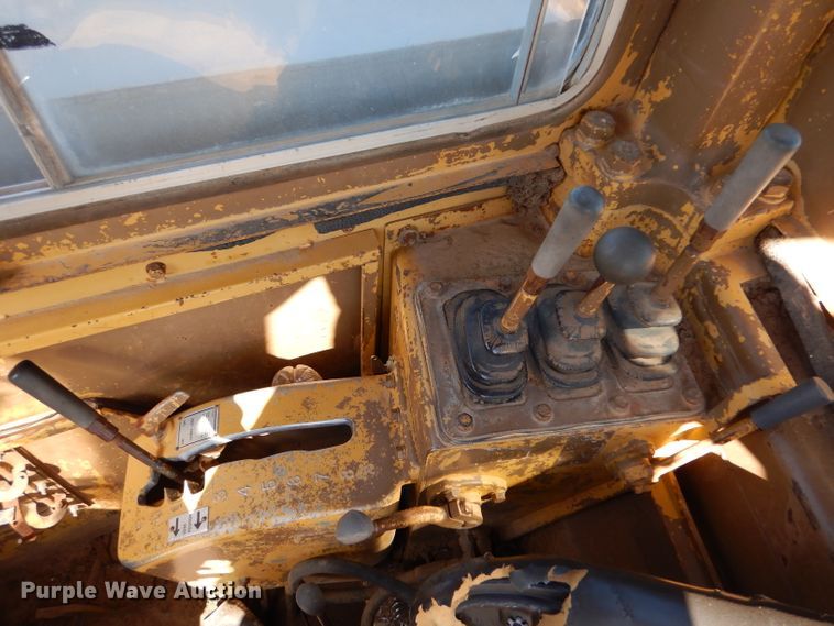 image for item DL6034 1985 Caterpillar 623B  elevating scraper