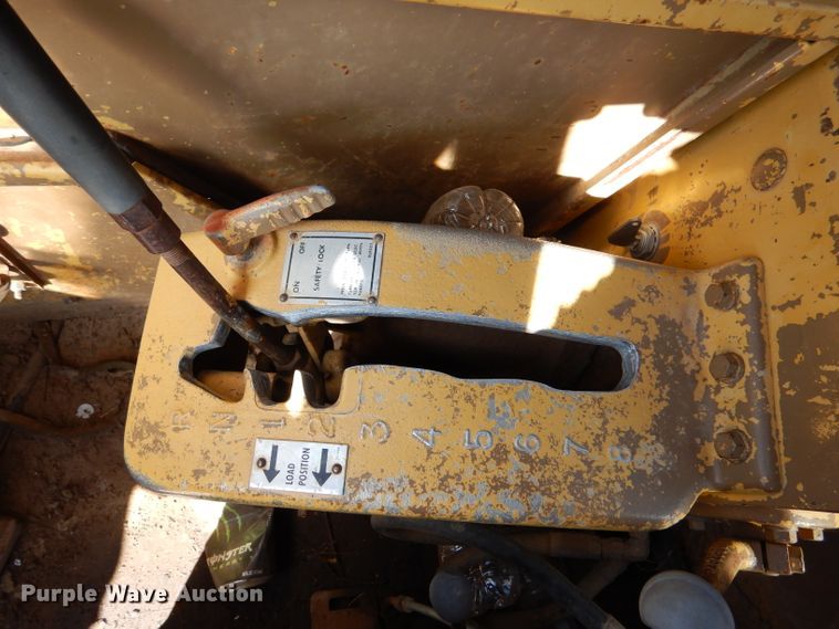 image for item DL6034 1985 Caterpillar 623B  elevating scraper