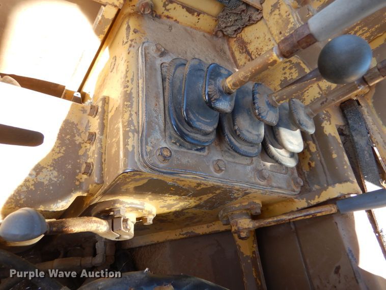 image for item DL6034 1985 Caterpillar 623B  elevating scraper