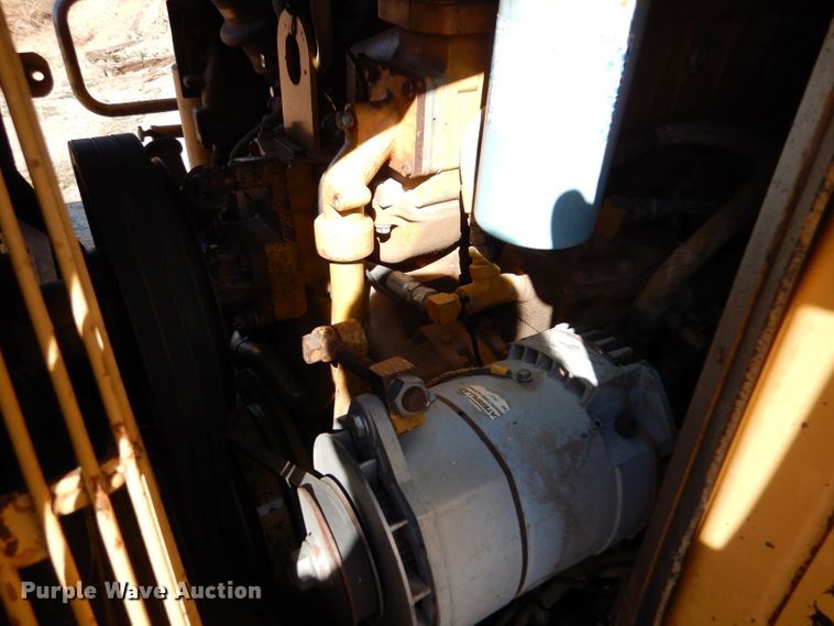 image for item DL6034 1985 Caterpillar 623B  elevating scraper