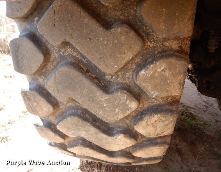 image for item DL6034 1985 Caterpillar 623B  elevating scraper