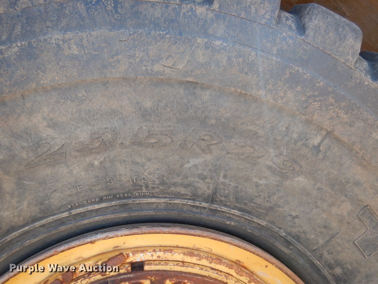 image for item DL6034 1985 Caterpillar 623B  elevating scraper