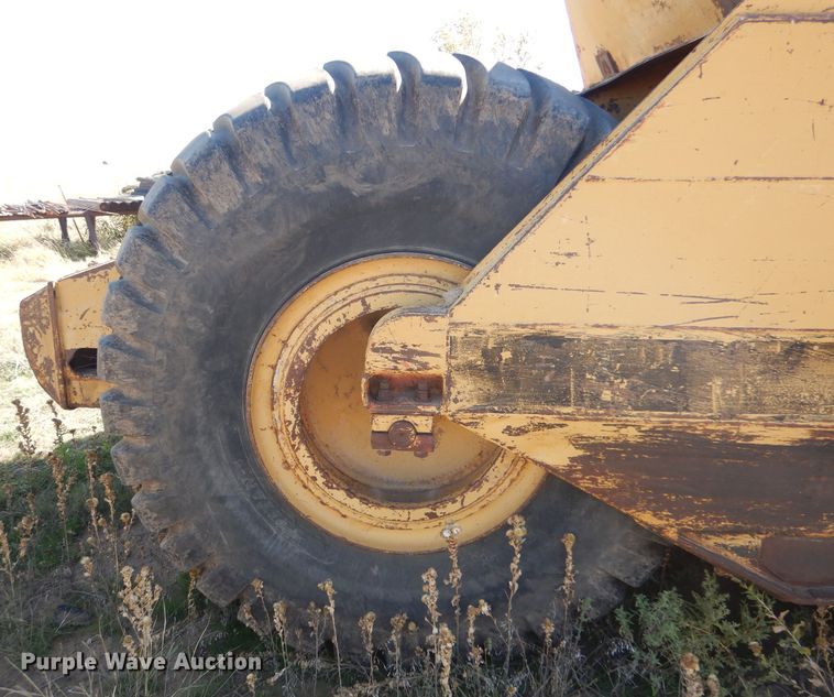 image for item DL6034 1985 Caterpillar 623B  elevating scraper