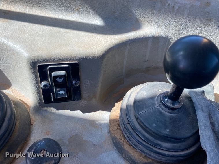 image for item DL6035 2005 Caterpillar D6R XL Series II  dozer