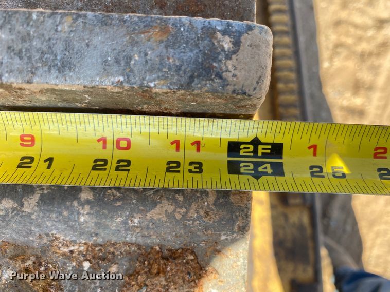 image for item DL6035 2005 Caterpillar D6R XL Series II  dozer