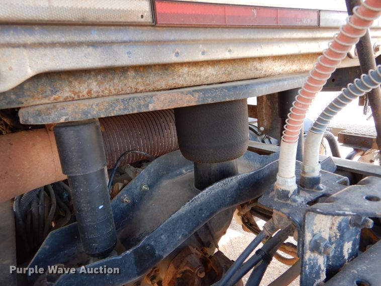 image for item DL6037 2000 Mack CH613  semi truck