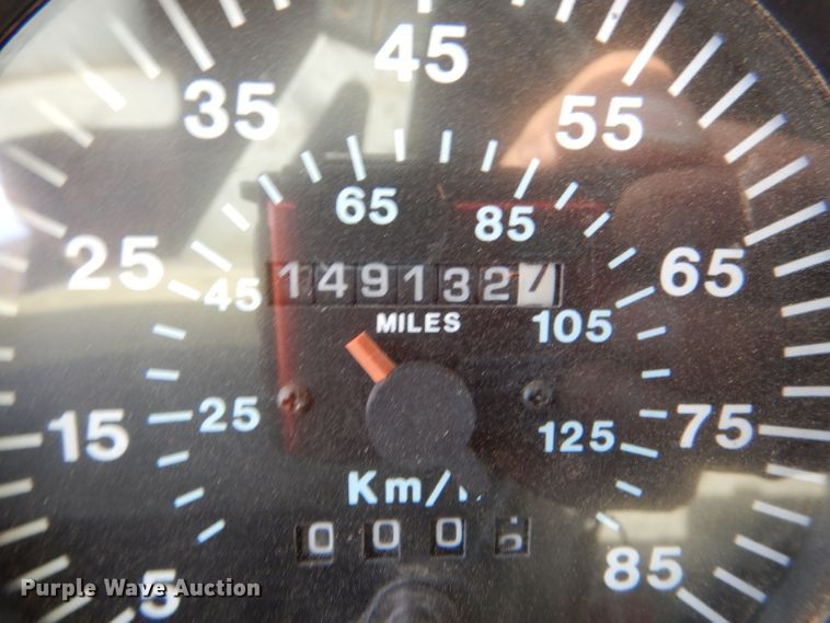 image for item DL6037 2000 Mack CH613  semi truck