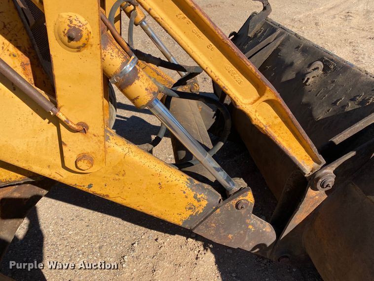 image for item DL6128 1987 Case 580 Super E  backhoe