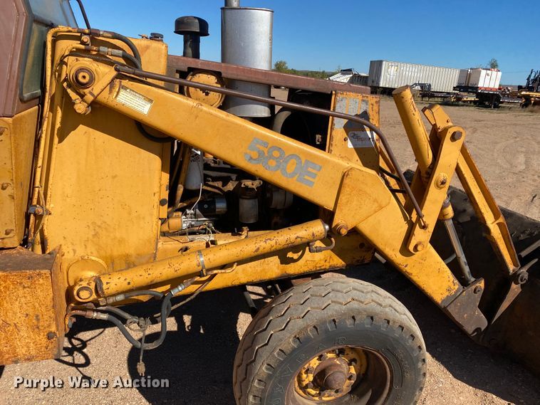 image for item DL6128 1987 Case 580 Super E  backhoe
