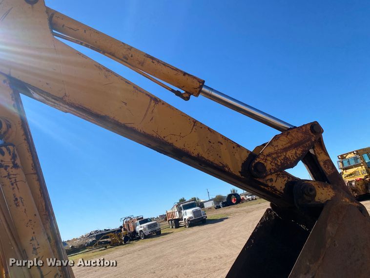 image for item DL6128 1987 Case 580 Super E  backhoe