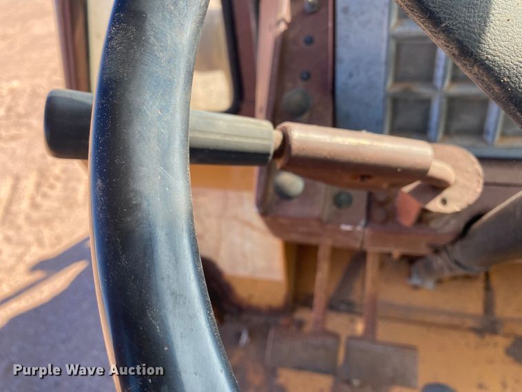 image for item DL6128 1987 Case 580 Super E  backhoe