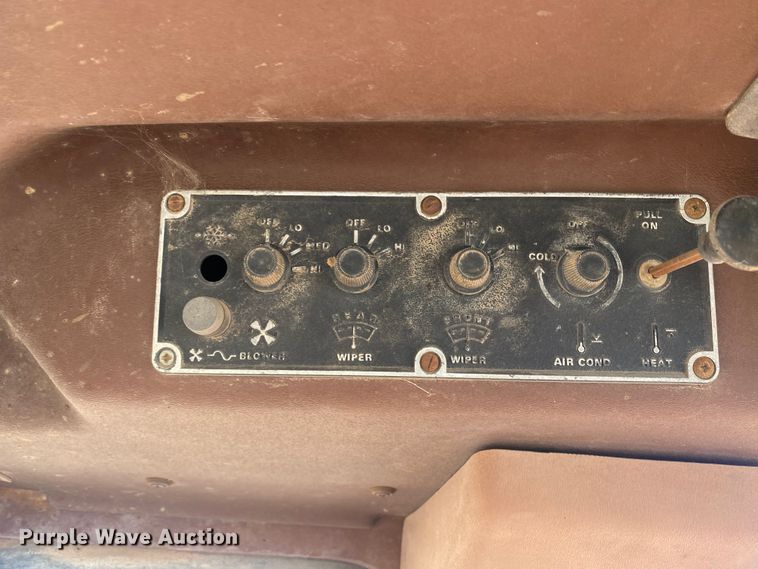 image for item DL6128 1987 Case 580 Super E  backhoe