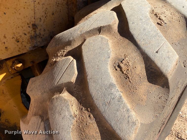 image for item DL6128 1987 Case 580 Super E  backhoe