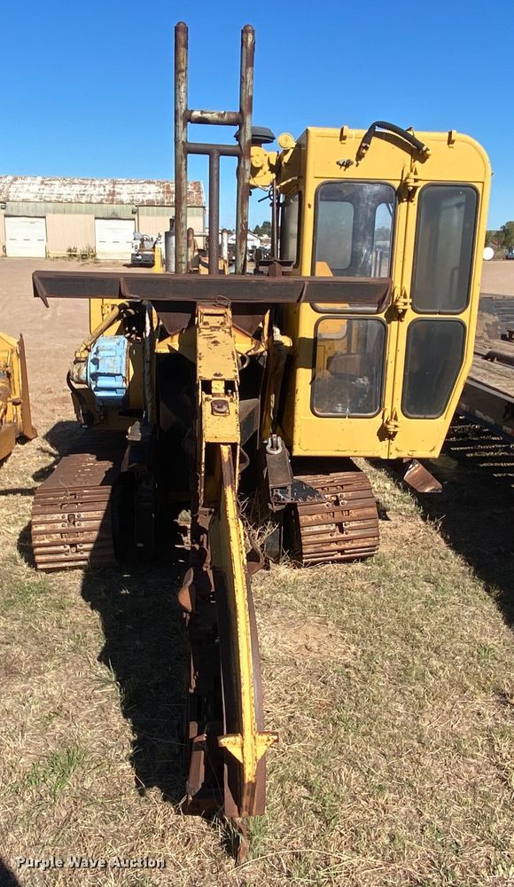 image for item DL6129 1997 Vermeer T-555  trencher