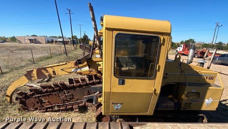 image for item DL6129 1997 Vermeer T-555  trencher