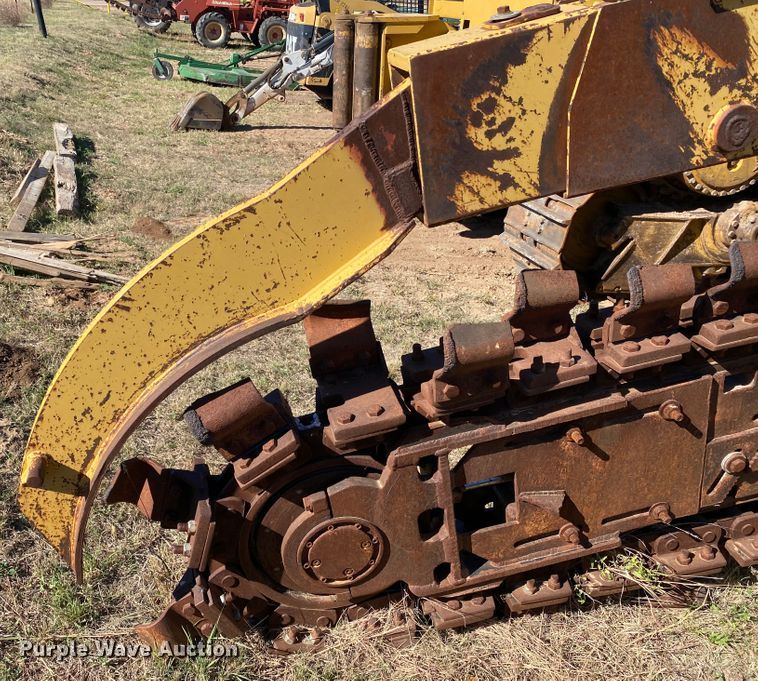 image for item DL6129 1997 Vermeer T-555  trencher