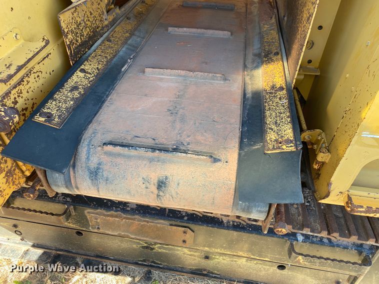 image for item DL6129 1997 Vermeer T-555  trencher