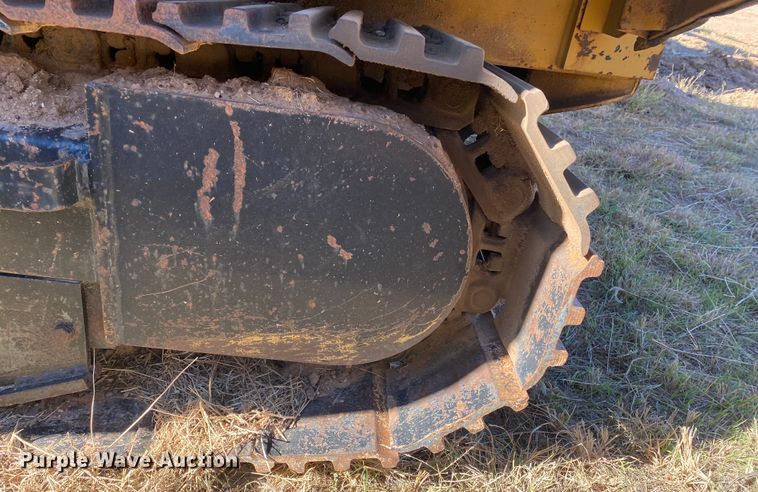 image for item DL6129 1997 Vermeer T-555  trencher