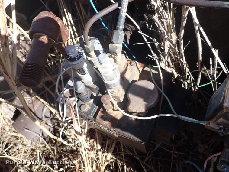 image for item DL6161 (3) pump jacks