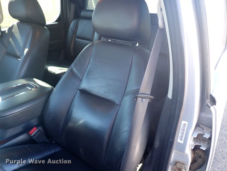 image for item DL6165 2012 Cadillac Escalade EXT  Crew Cab pickup truck