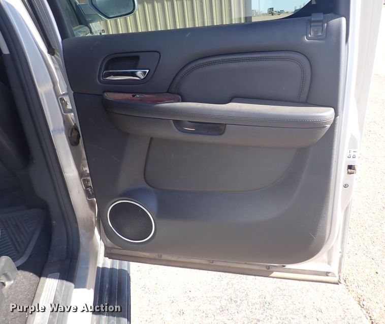 image for item DL6165 2012 Cadillac Escalade EXT  Crew Cab pickup truck