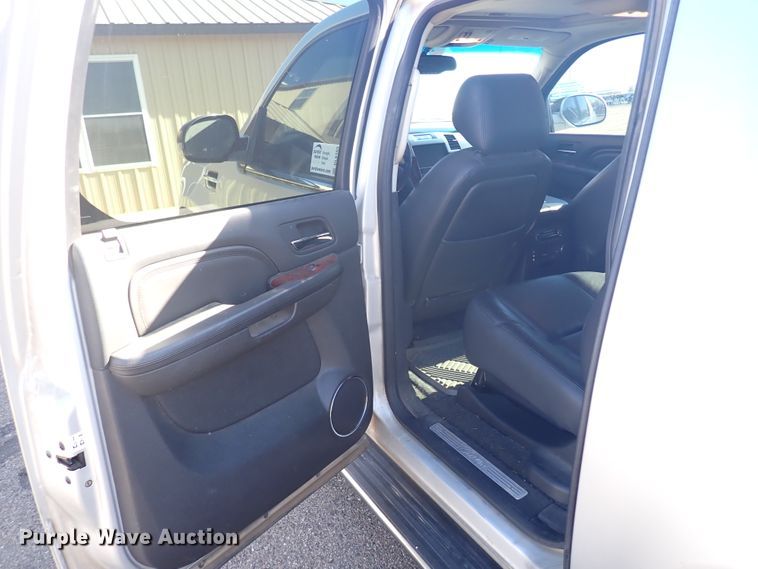 image for item DL6165 2012 Cadillac Escalade EXT  Crew Cab pickup truck