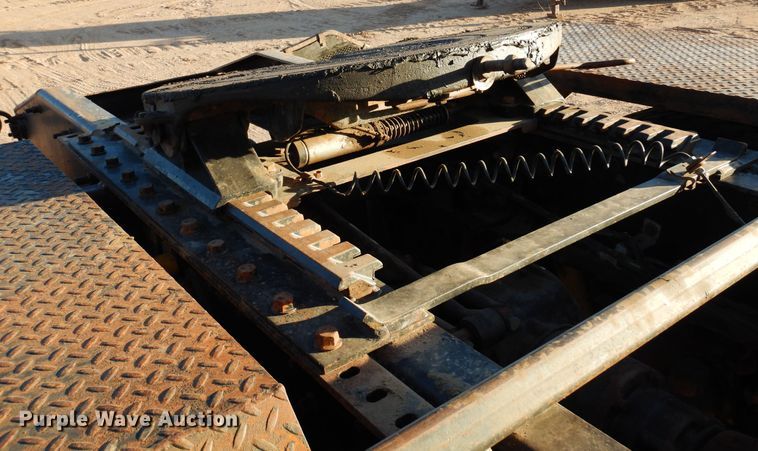 image for item JT9500 2008 Mack CHU600  semi truck