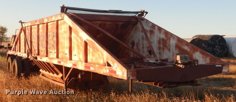 image for item KO9746 1981 Ranco bottom dump trailer