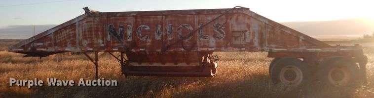 image for item KO9746 1981 Ranco bottom dump trailer