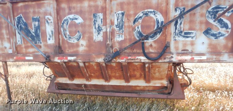 image for item KO9746 1981 Ranco bottom dump trailer