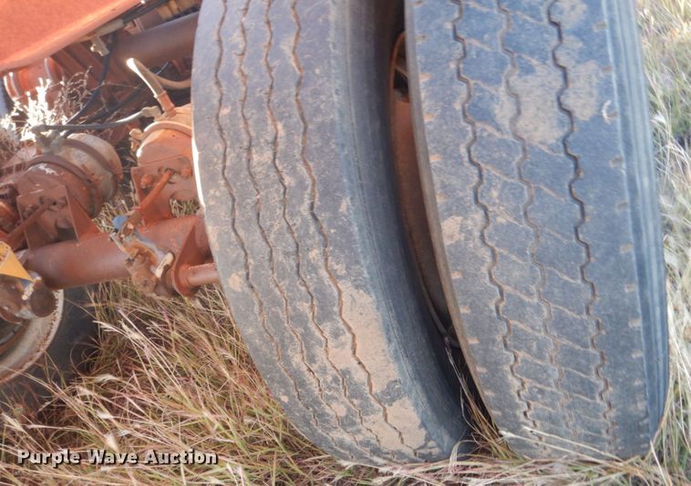 image for item KO9746 1981 Ranco bottom dump trailer