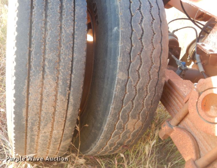 image for item KO9746 1981 Ranco bottom dump trailer