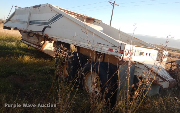 image for item KO9747 1999 Midland MG4OCLAM  bottom dump trailer