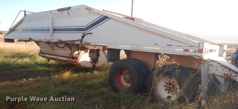 image for item KO9747 1999 Midland MG4OCLAM  bottom dump trailer